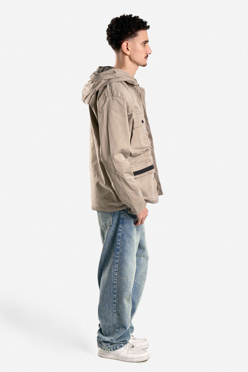 CASUAL‎ JACKET WITH HOOD POCKETS AND ZIPPER